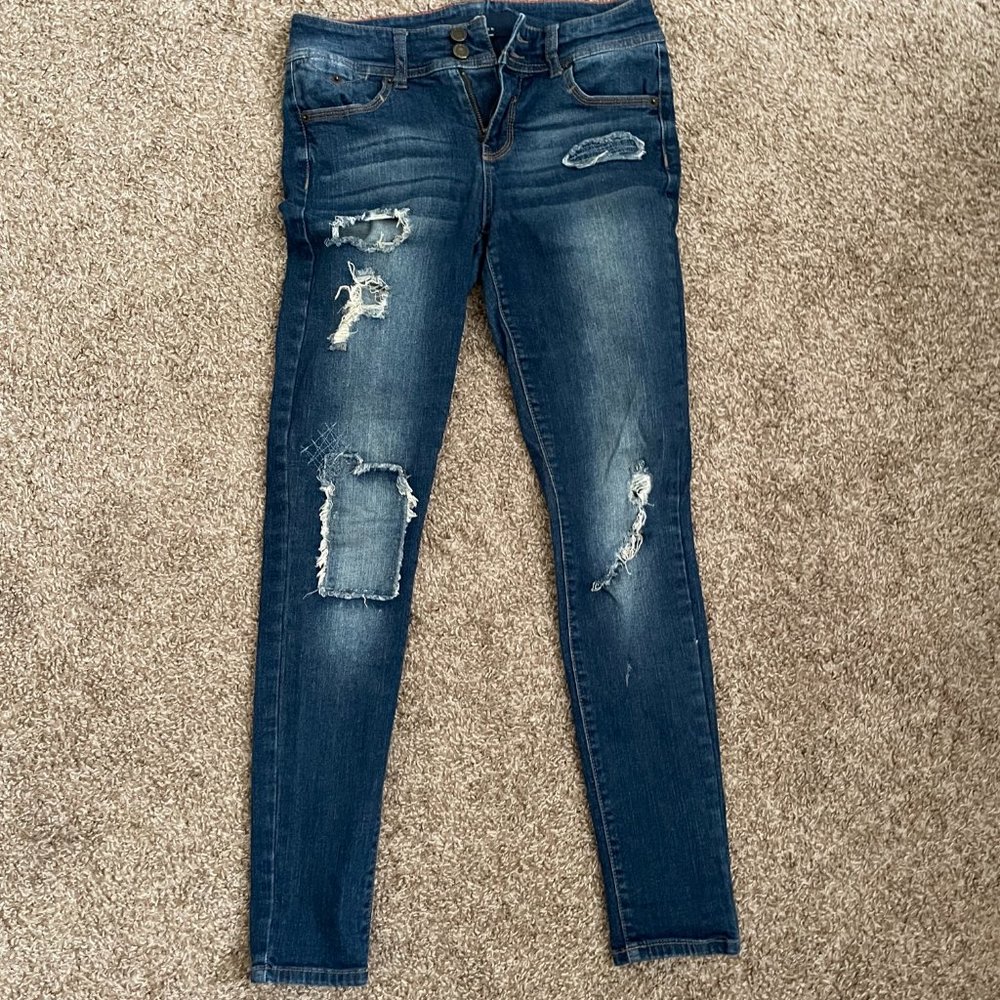 Ripped Skinny Jeans